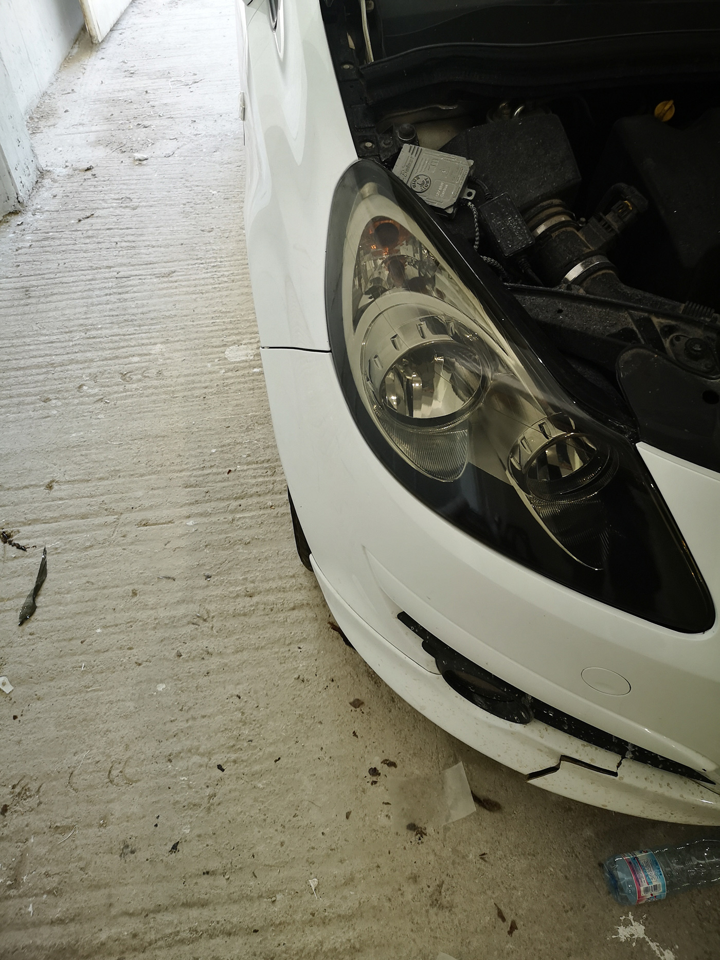 Headlight after restoration and polishing