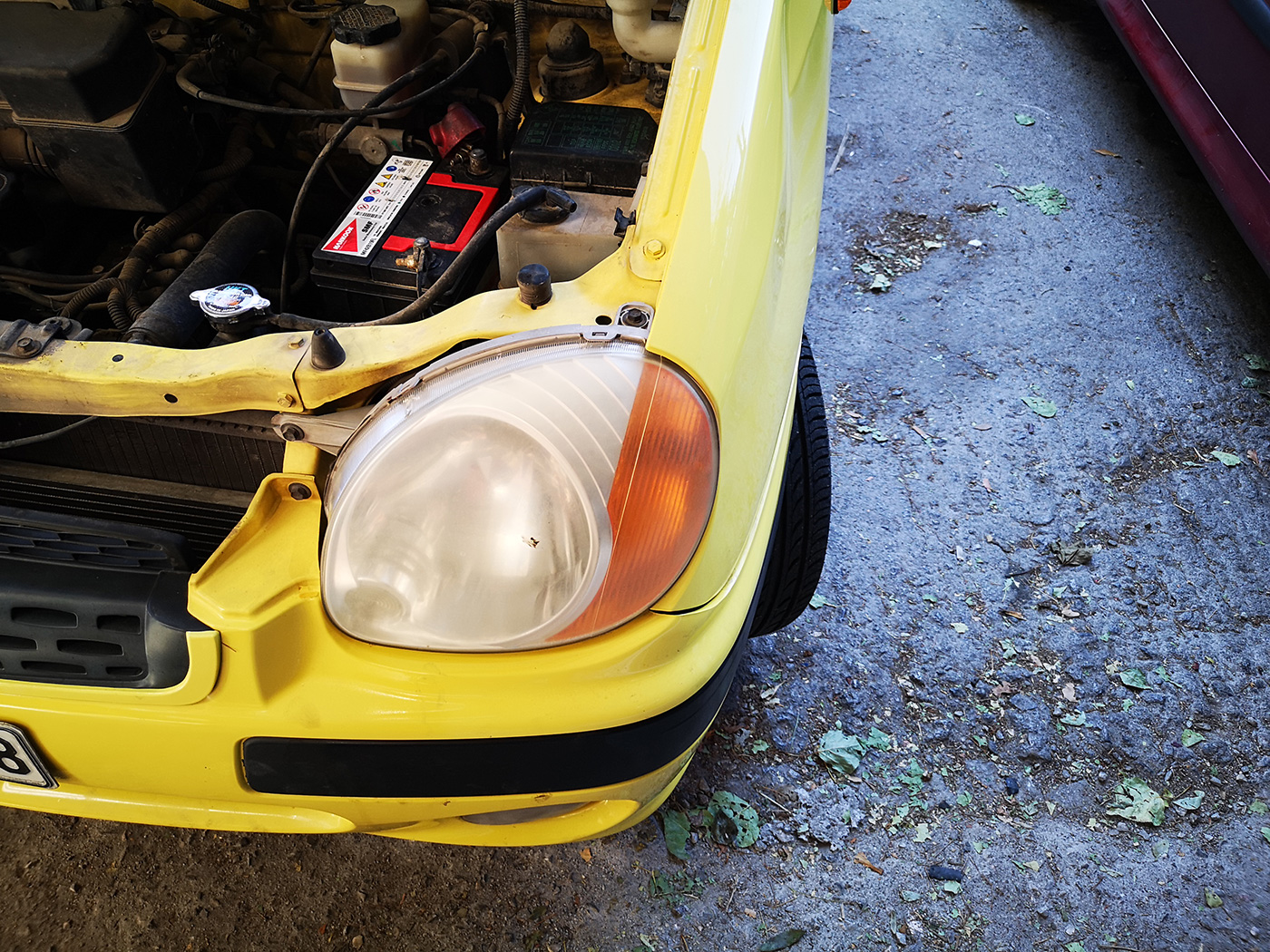 Headlight before restoration and polishing